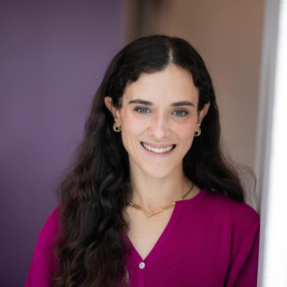 Headshot of Maggie Webb