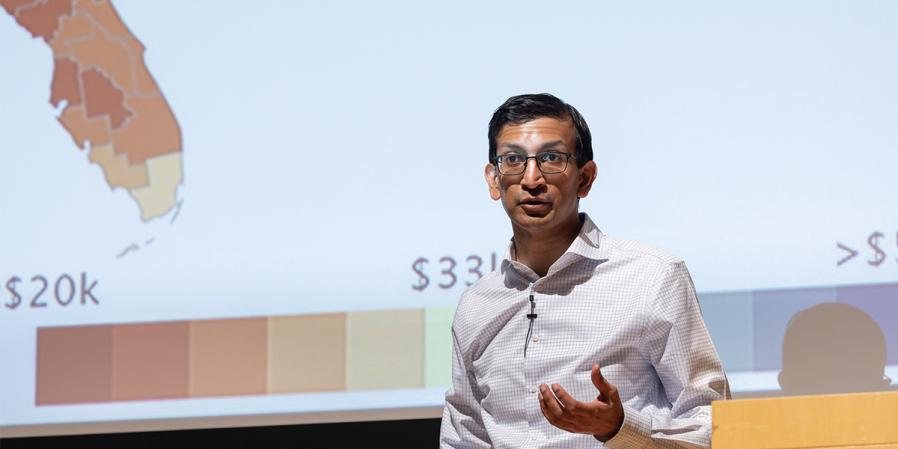 Picture of Raj Chetty during the annual CCSS lecture at Cornell